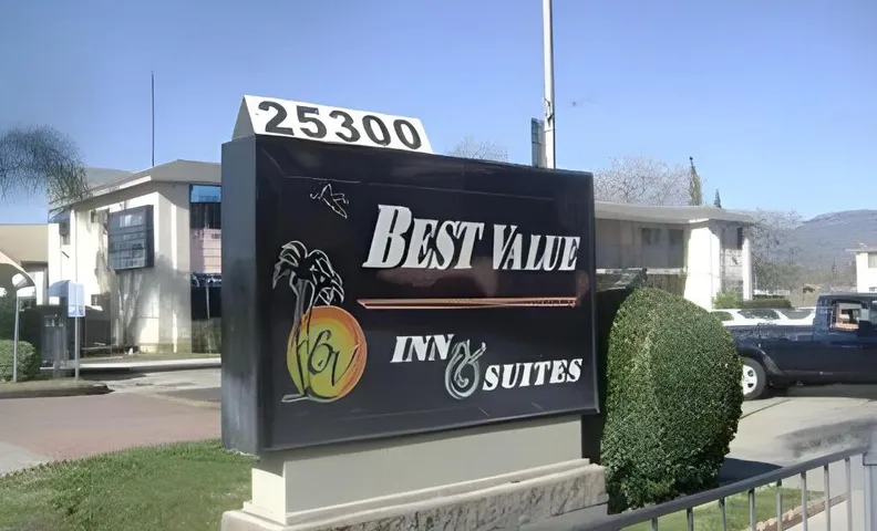 Sunpark Inn & Suites