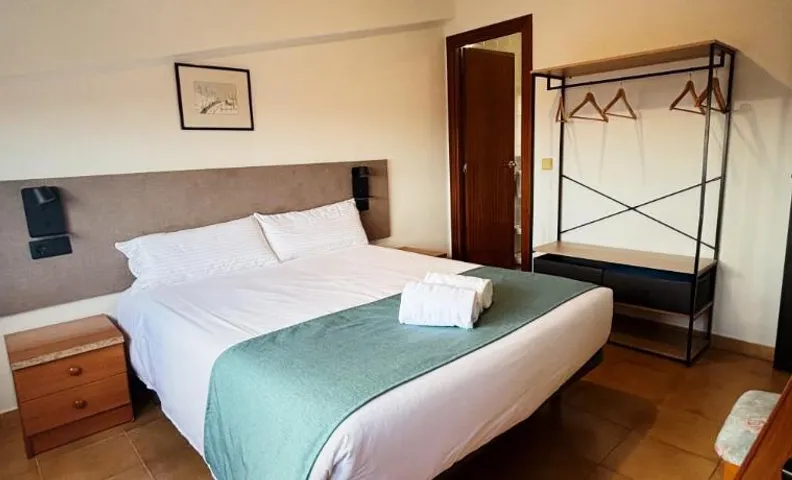 Hostal Legaz