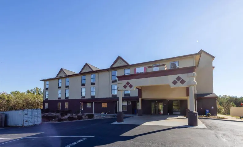 Clarion Pointe