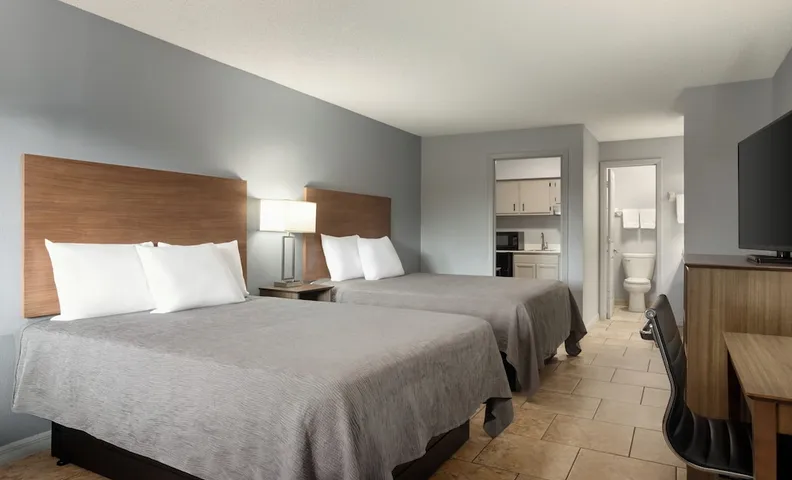 Home Inn & Suites Orlando-Apopka