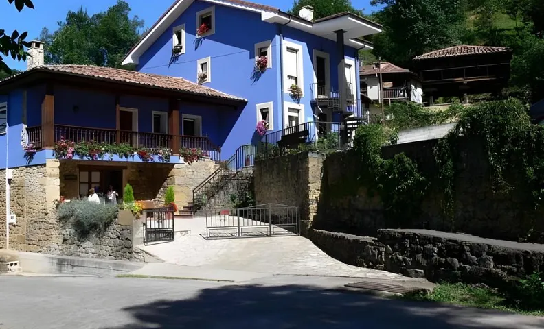 La Casona de Cardes