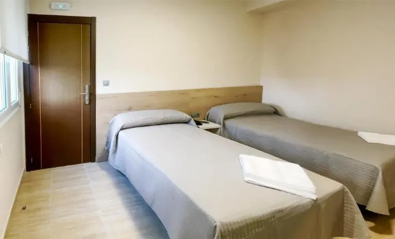 Hostal Restaurante Cuatro Caminos