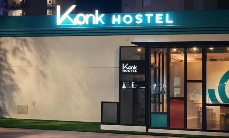 Konk Hostel