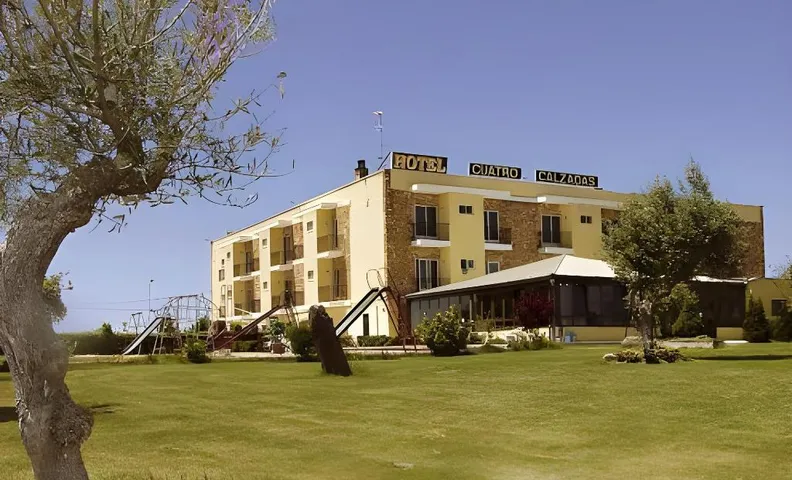 Hotel Cuatro Calzadas