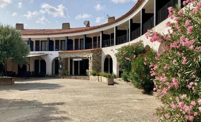 Logis Hotel Restaurant Le Top du Roulier