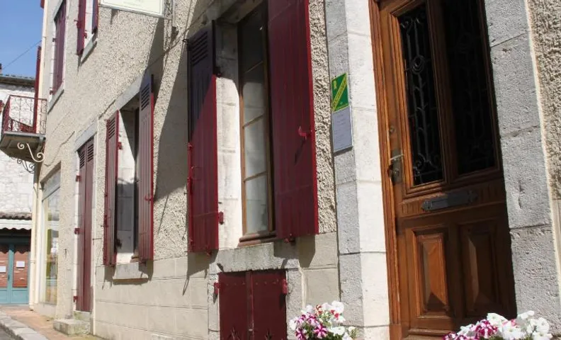 L'Entree Chambres d'Hotes Bar & Restaurant