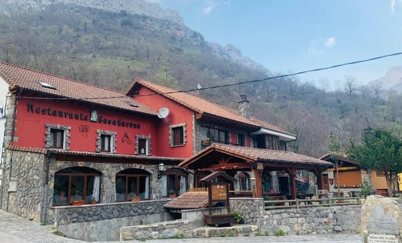 Casa Cuevas