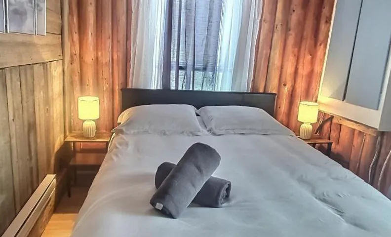The Laurentides PrivateLog and Spa Escape