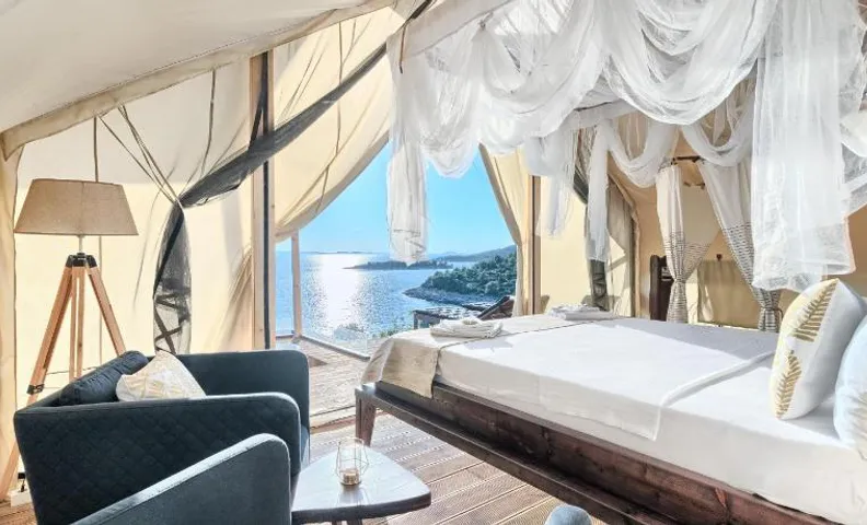 Golden Haven Luxe Glamp Resort