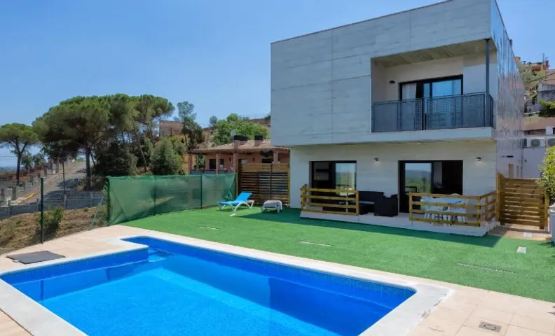 Hauzify I Villa Velaz