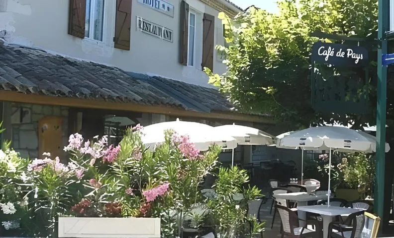 Logis Hotels - Hotel et Restaurant Les Voyageurs