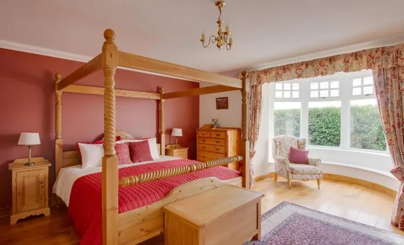 Home Farm B&B - Poppy Room