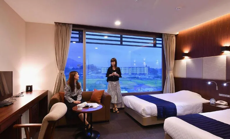 Capital Hotel 1000