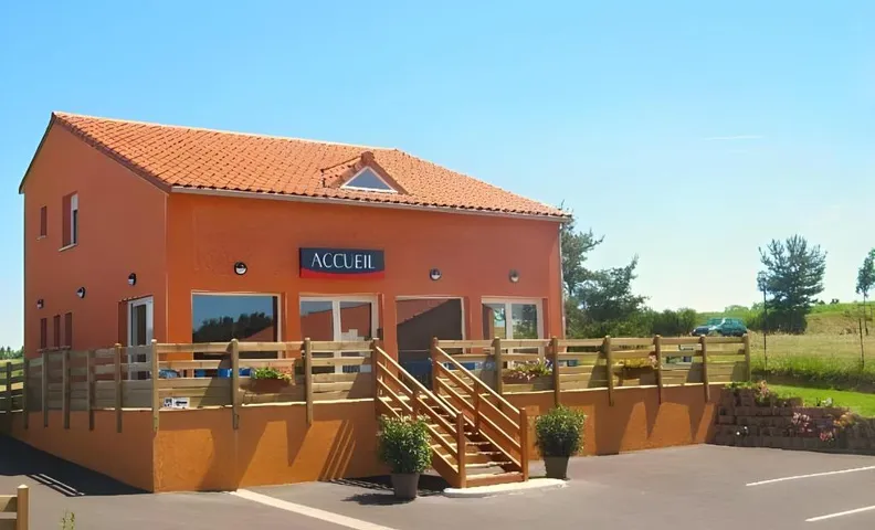 Hotel Cantal Cottages