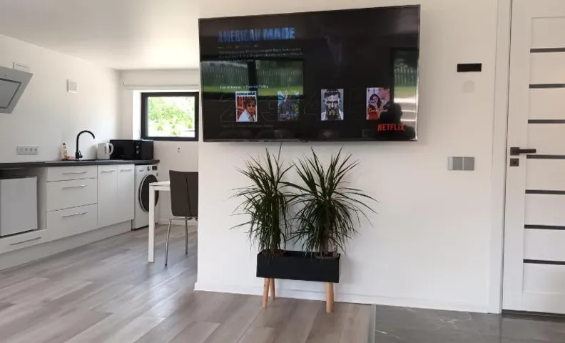 Luxury Apartment Private House and Parking Netflix