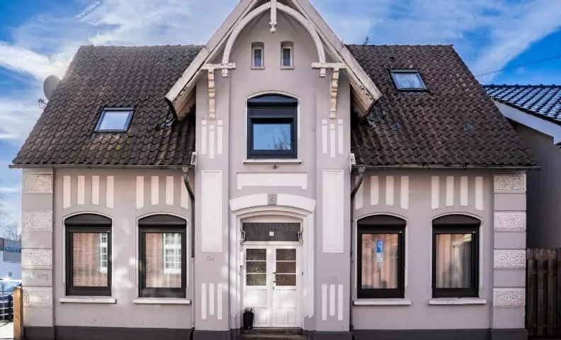 CityStayNMS - Direkt am Bahnhof und Einkaufszentrum
