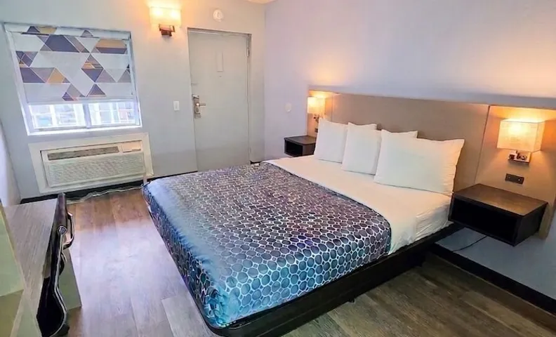 로드웨이 인 샌더스키 노스