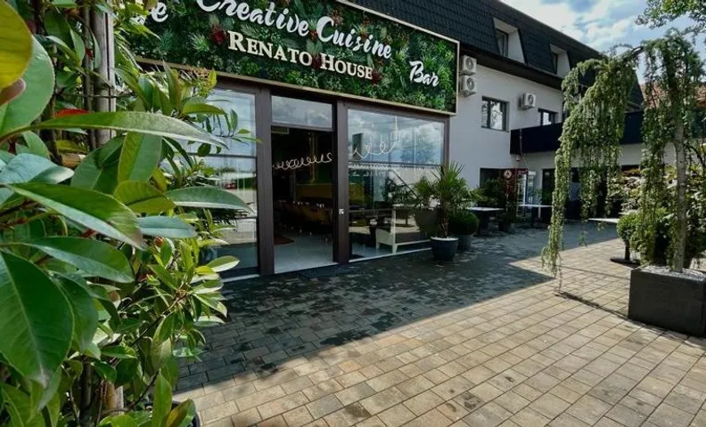 Renato HOUSE