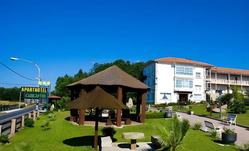 APARTHOTEL CABICASTRO Tres estrellas superior