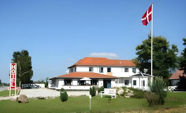 Medio Apartments