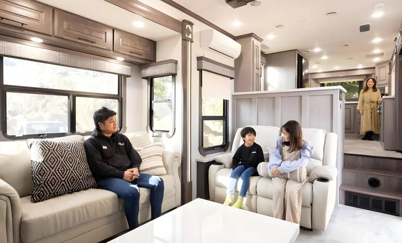 THE TRAILERHOUSE VILLAGE NAGASAKI TSUBAKI PREMIUM