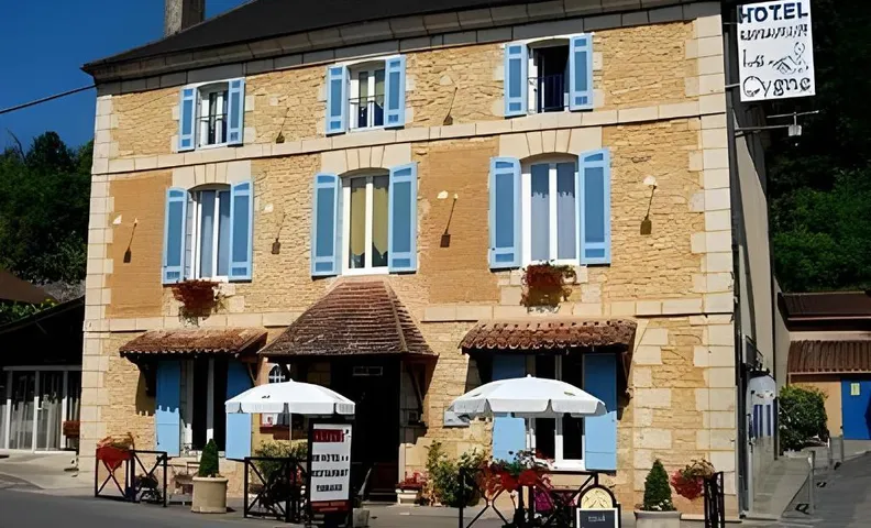 Logis Hotel Le Cygne
