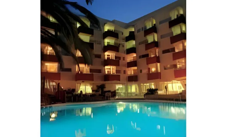 Mònica Hotel