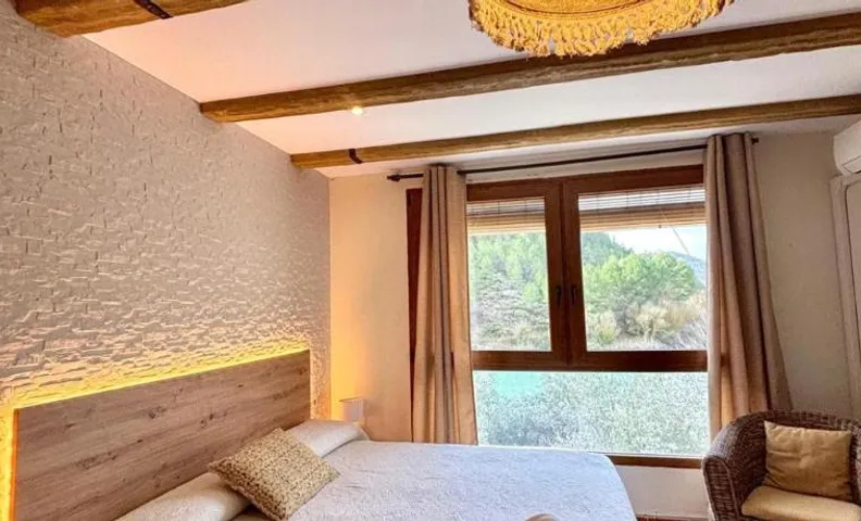 Hostal Avenjúcar