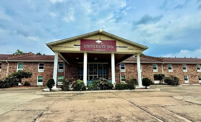 University Inn of Carbondale by Hotel O