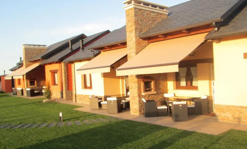APARTAMENTOS FONTE VILLAR