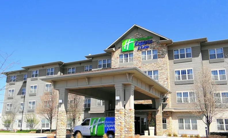 홀리데이 인 익스프레스 & 스위트 시카고 웨스트-로젤 바이 IHG