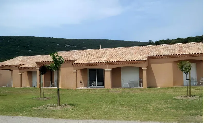 Residence du Parc - Gorges de l'Herault - Cevennes - Parc Sports & Loisirs Brissac Ganges