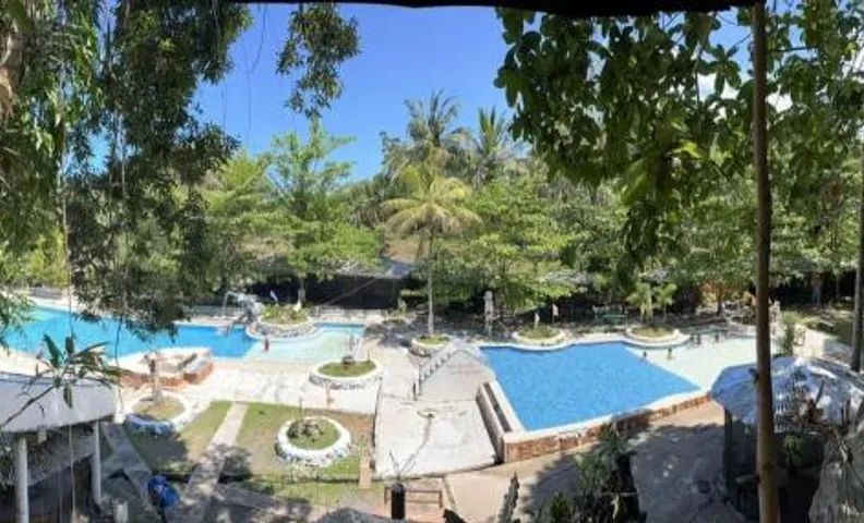 Hardrock Lux Spring Resort
