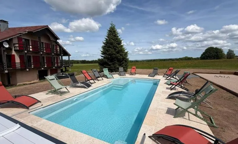 Le Repère Des Générations, piscine