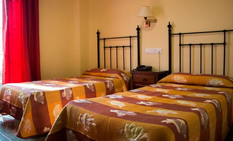 Hostal Restaurante La Curva
