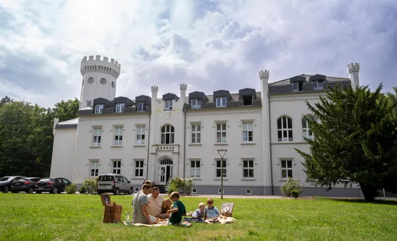 Schloss Hohendorf