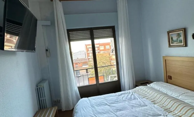 Hostal agripino y Restaurante asiático