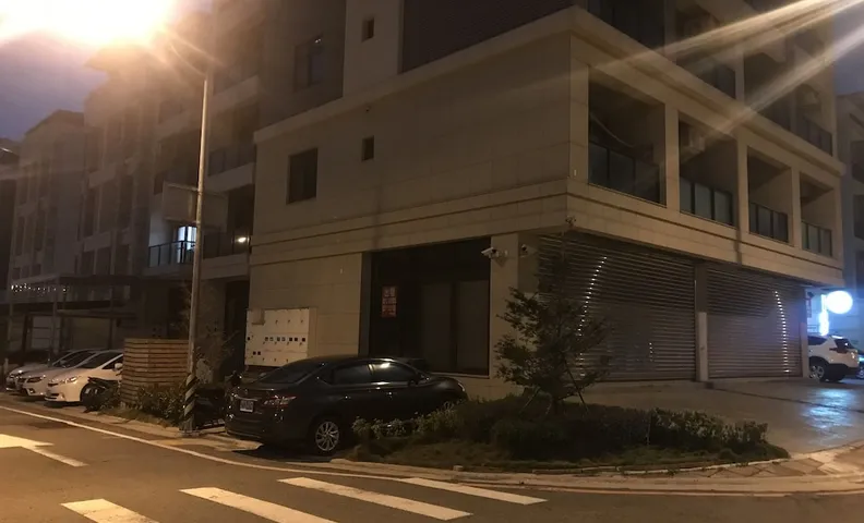 페이 트쑤에이 진 트쫜 2