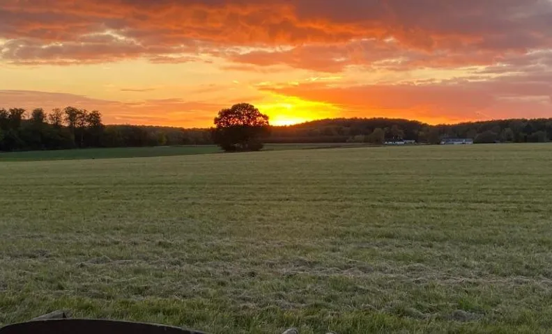 COSY FARM BNB - CARAVANS - DOGS WELCOME - 5 MIN FROM e47