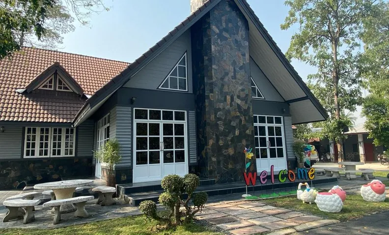 บ้านตาผายรีสอร์ท Ta Phai Country House Resort - 7 Bedrooms P1-7