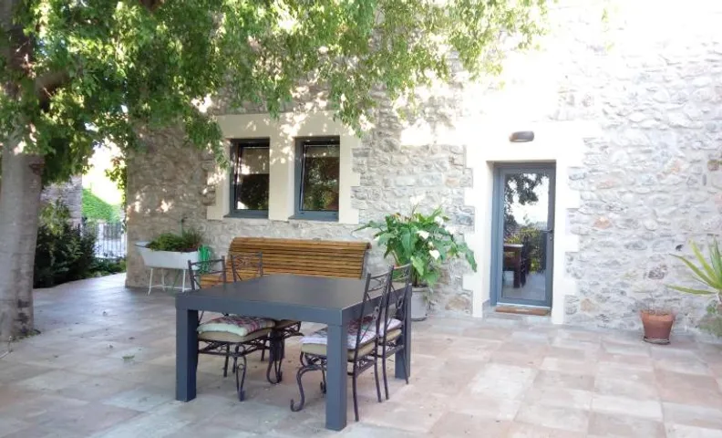 La Casa dels Lledoners