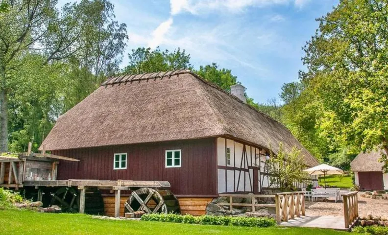 Lillemøllens bed & breakfast