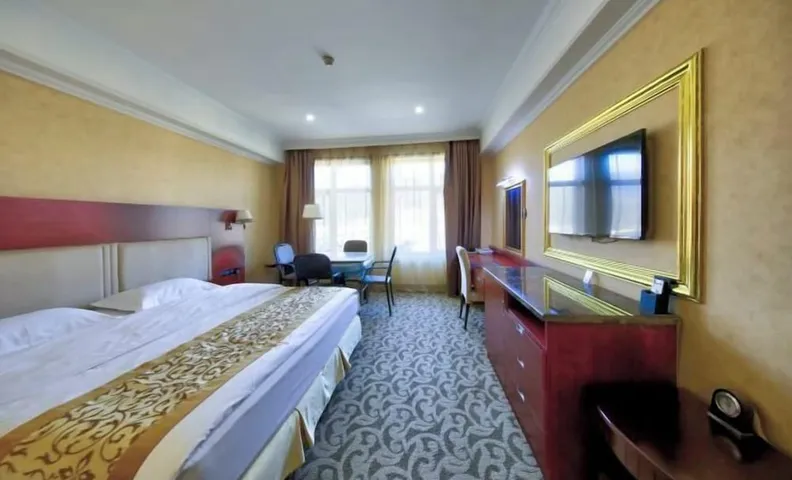 Jinyou Hotel