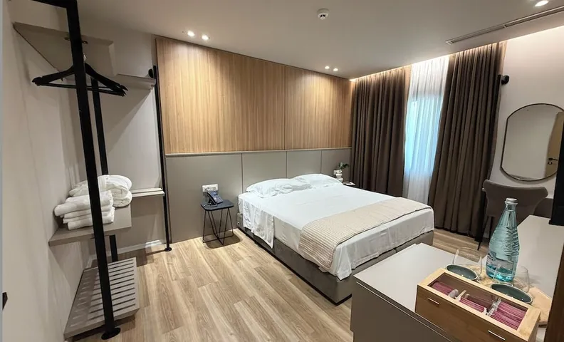 카냐 인 & 레스토랑