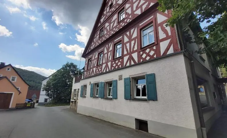Schwarzer Adler