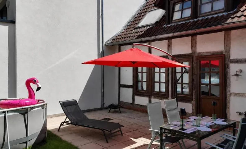 Fachwerkhaus mit Heimkino & Privat-Sauna & Pool