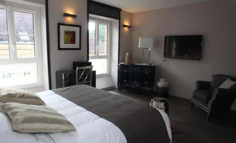 LOGIS Hotel-Restaurant Le Relais d'Aligre