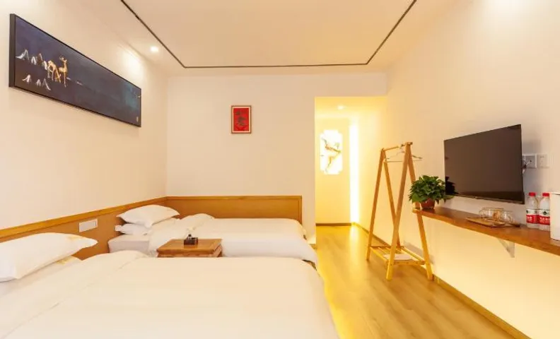 ManBuYunDuan.Theme Inn