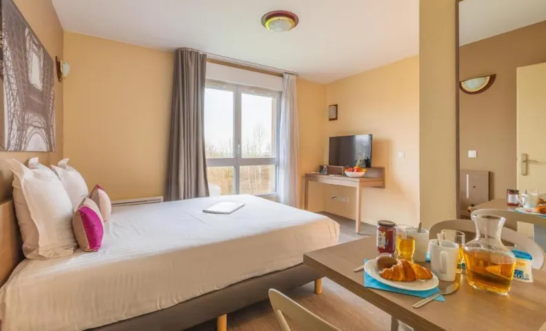 Zenitude Hotel-Residences Magny-les-Hameaux