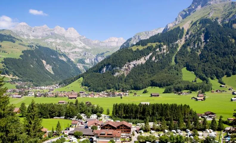 Alpenresort Eienwäldli Camping